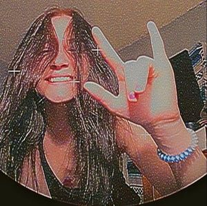 Meet your Posher, Stella